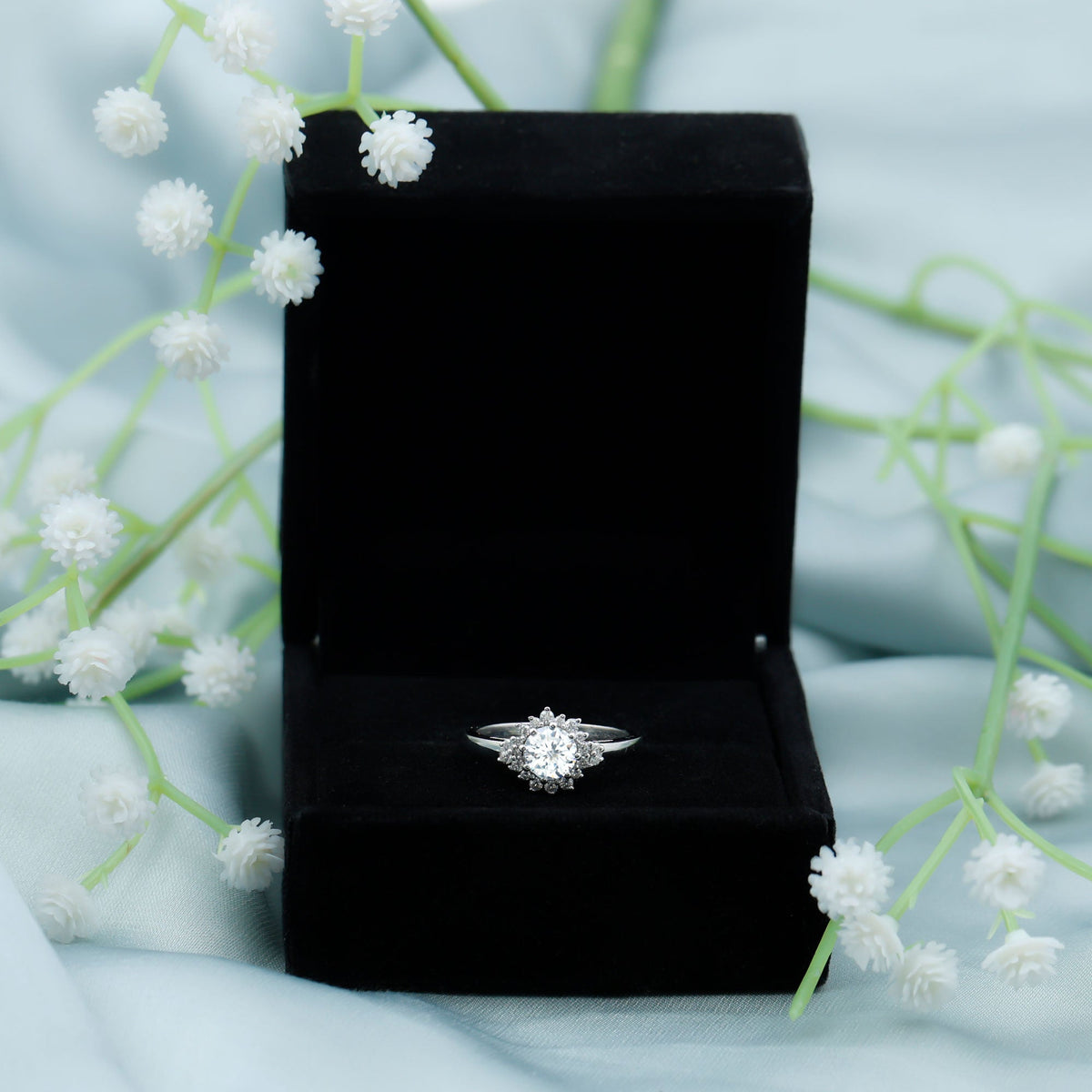 1 Carat IGI Certified Lab Grown Diamond Halo Engagement Ring