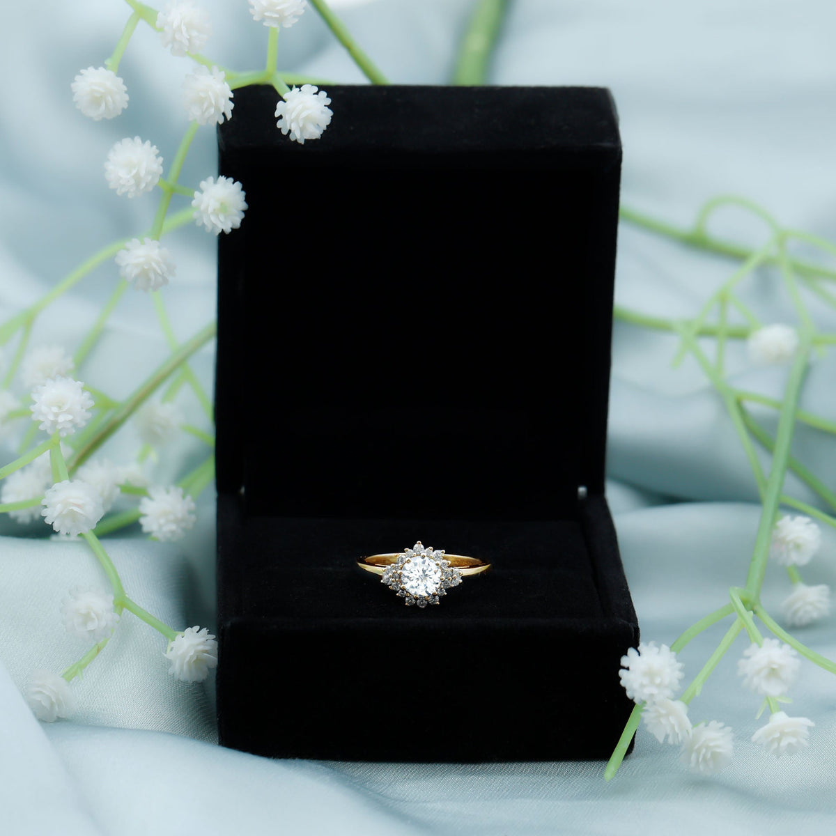1 Carat IGI Certified Lab Grown Diamond Halo Engagement Ring