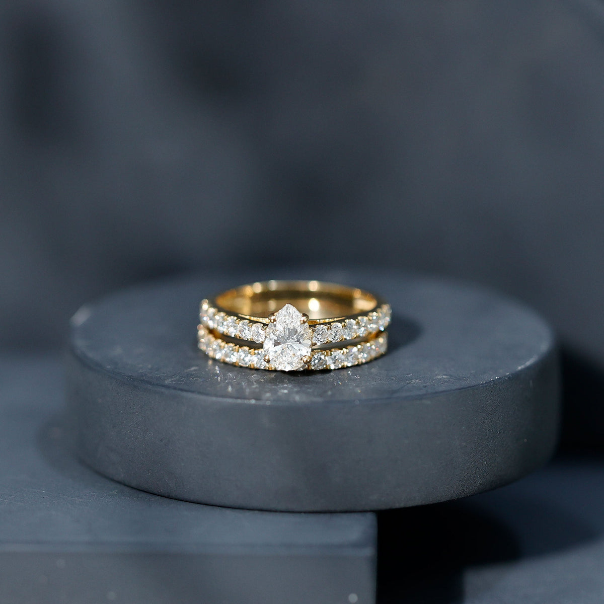 Certified Lab Grown Diamond Engagement Ring With Wedding Band
