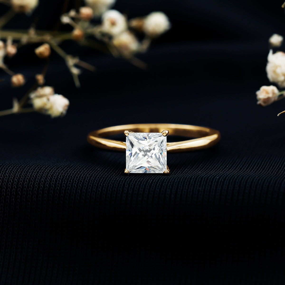 Solitaire 2 Carat Princess Cut Lab Grown Diamond Engagement Ring with IGI Certificate