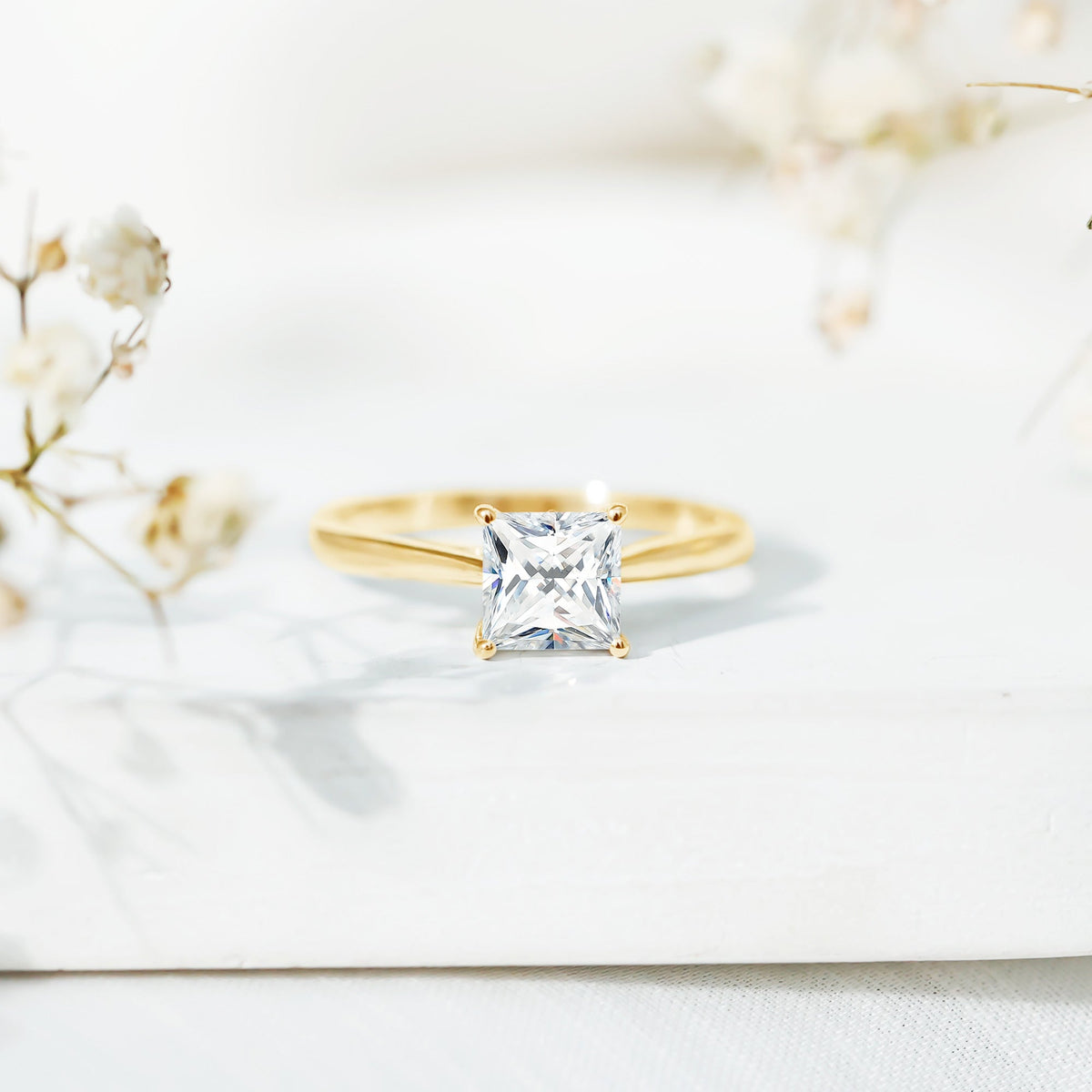 Solitaire 2 Carat Princess Cut Lab Grown Diamond Engagement Ring with IGI Certificate