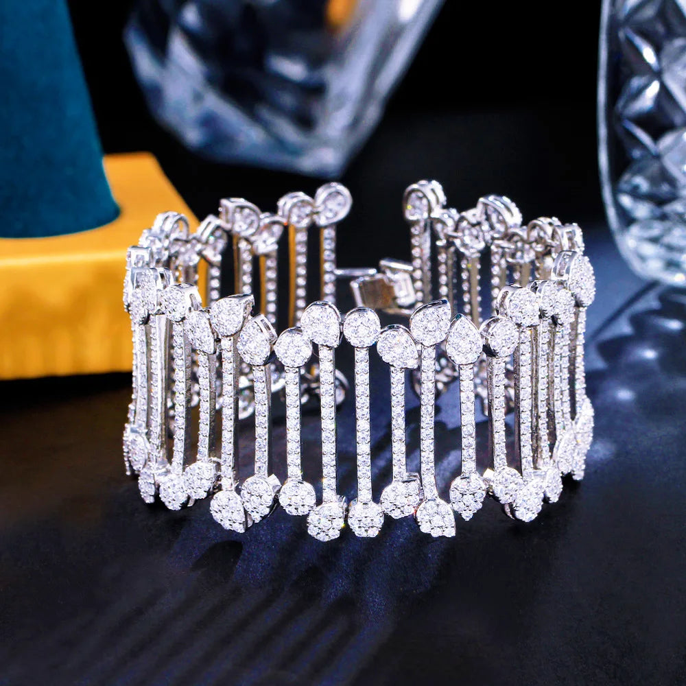 Pera Magnificent Excellent Quality Micro Pave Full CZ Link Chain Big Wide Bracelets Bangle Luxury Wedding Jewelry for Women B131