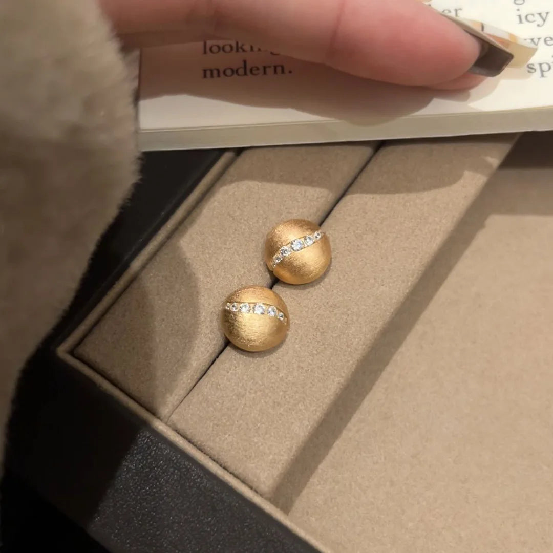 Fashion and luxurious brushed round earrings for women new  in simple diamond studded wave small beans earings stud jewelry