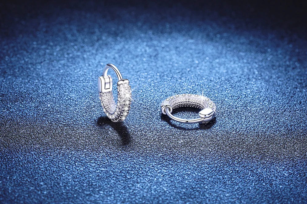 PT950 Platinum Inlaid 0.7 Carat Moissanite Earrings Light Luxury Versatile Women's Earrings Diamond Earrings PT950 Imprint