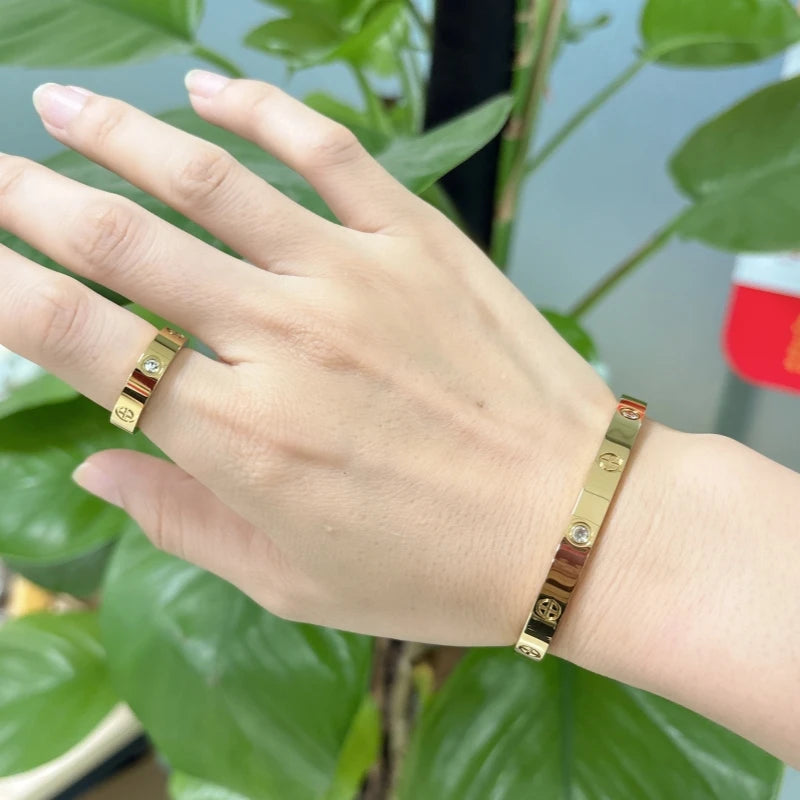 Luxury Brand Jewelry Fashion Stainless Steel Charm Luxury Jewelry LOVE Bangle SCREW Cartierred Bracelets
