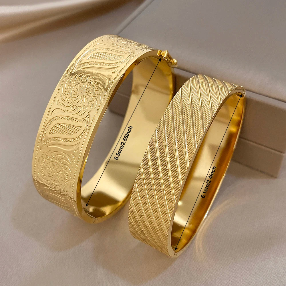 Chunky Gold Plated Stainless Steel Cuff Bangle Fashion Geometric Textured Flower Carved Wide Bracelets Waterproof Jewelry