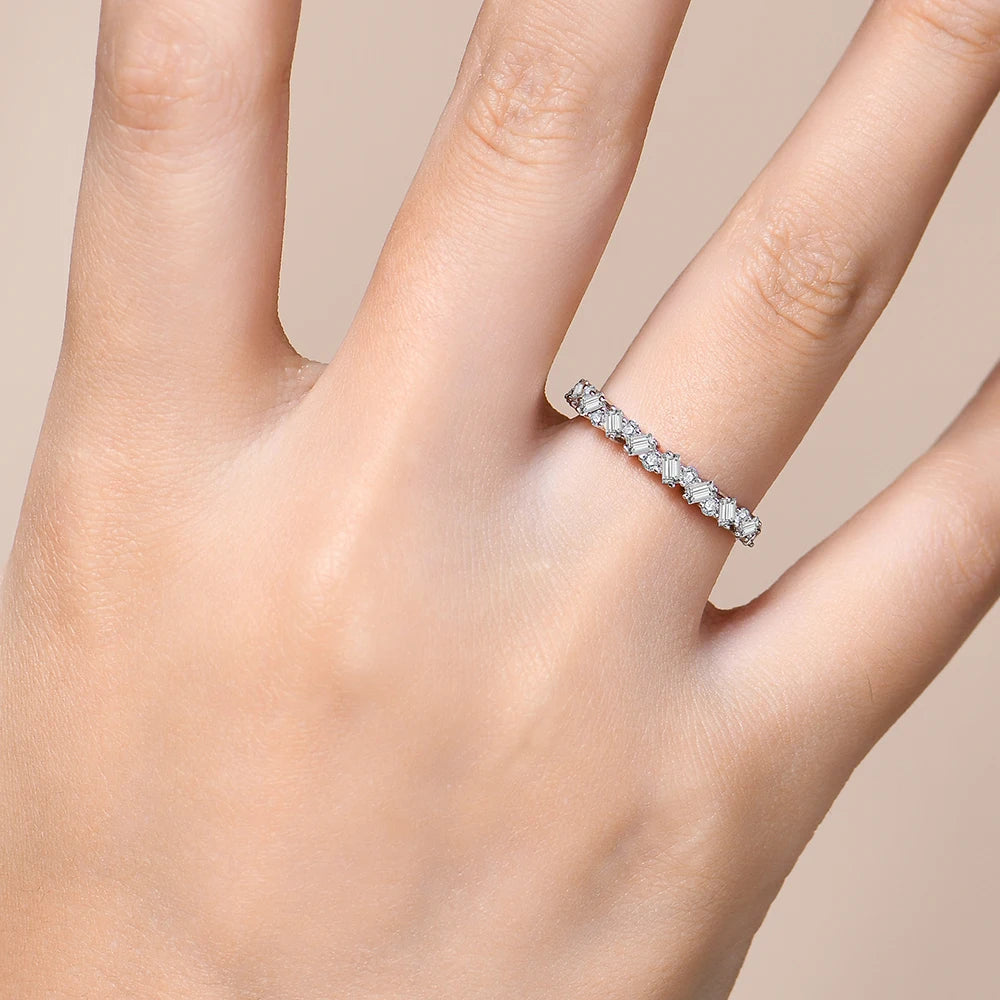 CHARMING Elegant Moissanite Rings Sparkling Lab Diamond 925 Sterling Silver for Women Wedding Band Fine Jewelry Gifts Hot Sale
