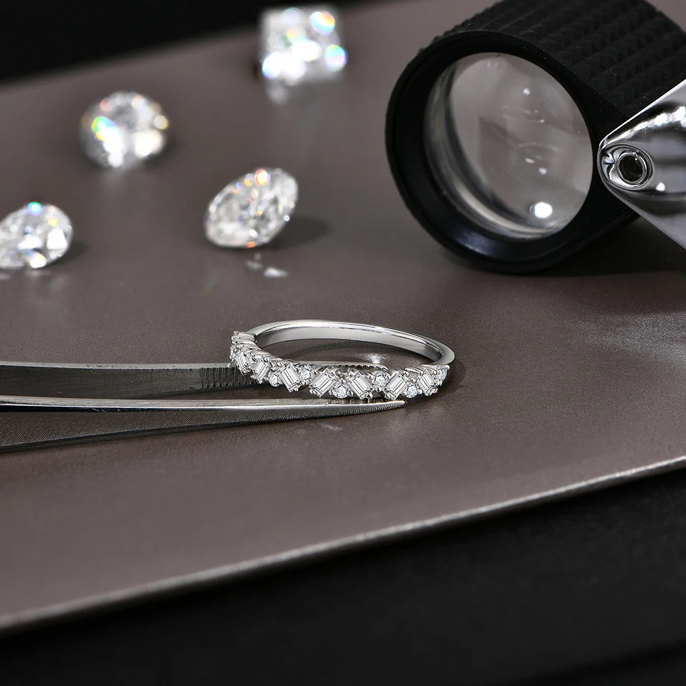 CHARMING Elegant Moissanite Rings Sparkling Lab Diamond 925 Sterling Silver for Women Wedding Band Fine Jewelry Gifts Hot Sale