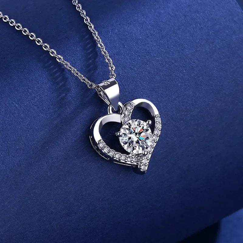 PT950 Heart-Shaped Pendant Necklace for Women, Moissanite Pendant Wholesale