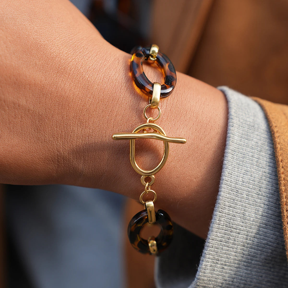 Asymmetric Resin Bracelet For Women Minimalist 18K Gold Plated Stainless Steel Bracelet Waterproof Simple Fashion Jewelry Gift