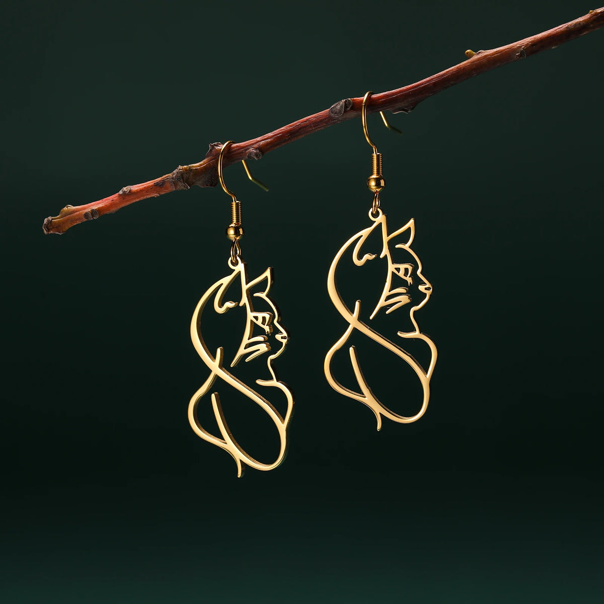 Cazador Gold Color Cat Kitten Drop Earrings for Women Stainless Steel Jewelry Cute Animal Earrings Christmas Gift Wholesale 2024
